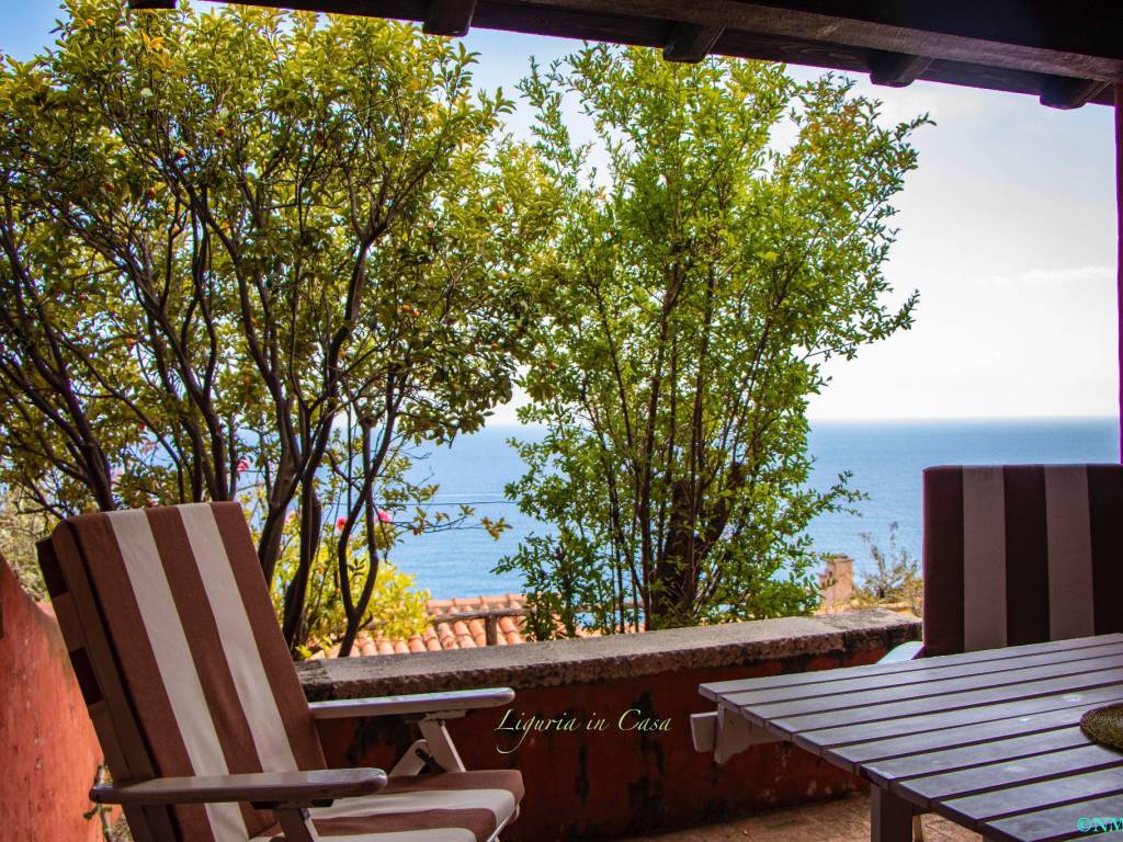 Villa a Finale ligure in Via Guglielmina d'Olanda, 8 - Foto 5