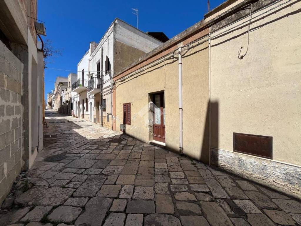 Casa indipendente a Brindisi in Via Scrasce, 4 - Foto 2