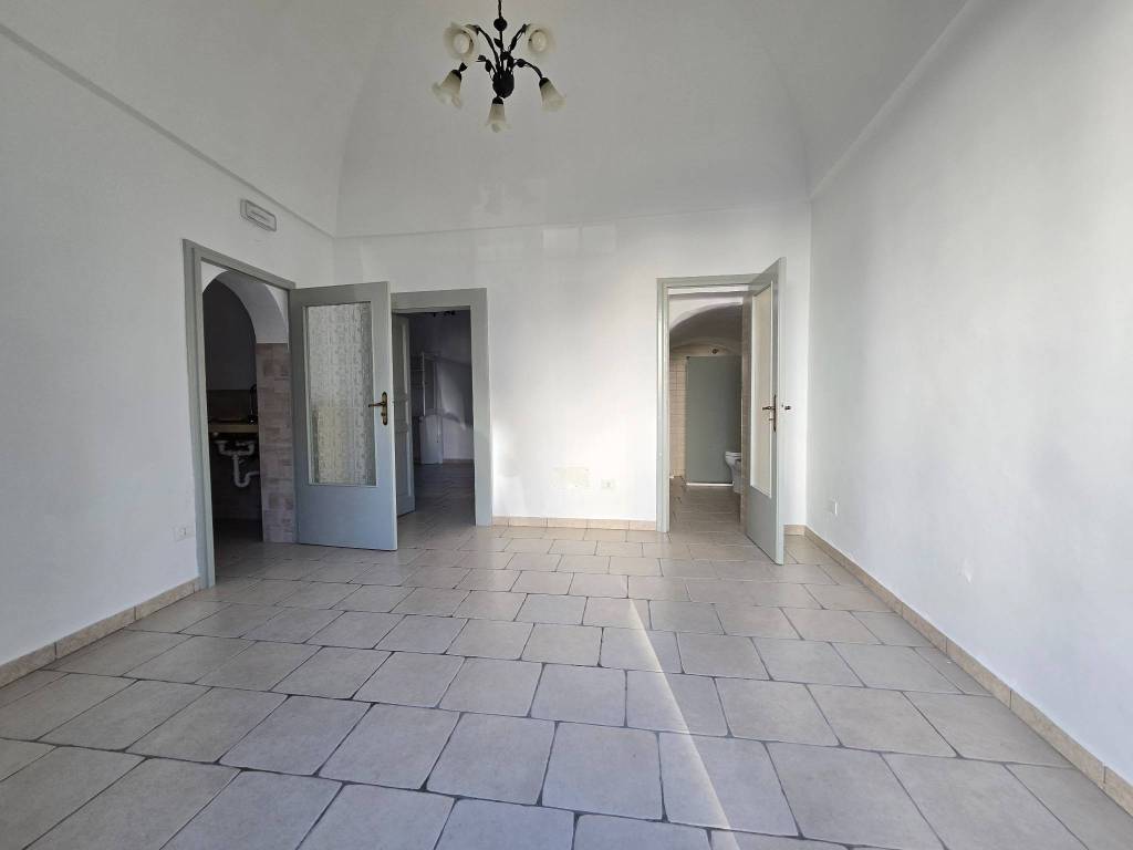 Casa indipendente a Ostuni in Viale Pola - Foto 2