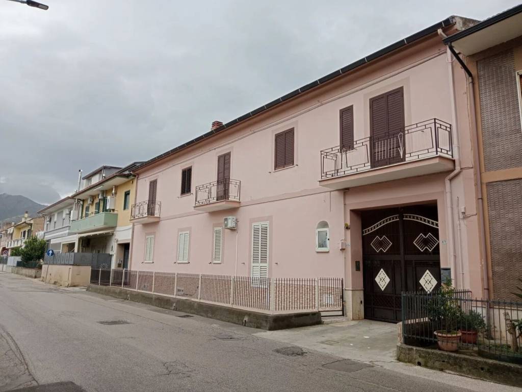Appartamento a Casapulla in Via Circumvallazione, 47 - Foto 1