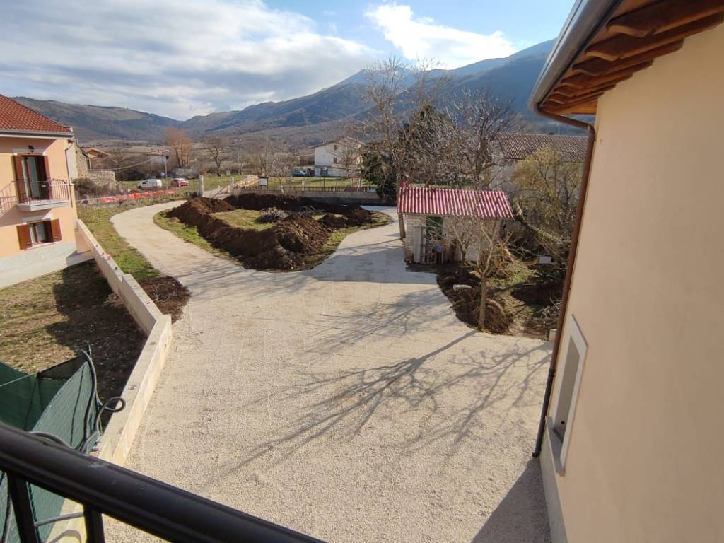 Casa indipendente a L'aquila in Via Madonna delle Stelle - Foto 3