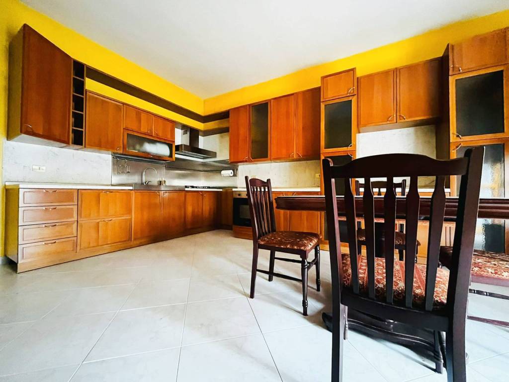 Appartamento a Lucera in VIA MICHELE SCIOSCIA - Foto 3