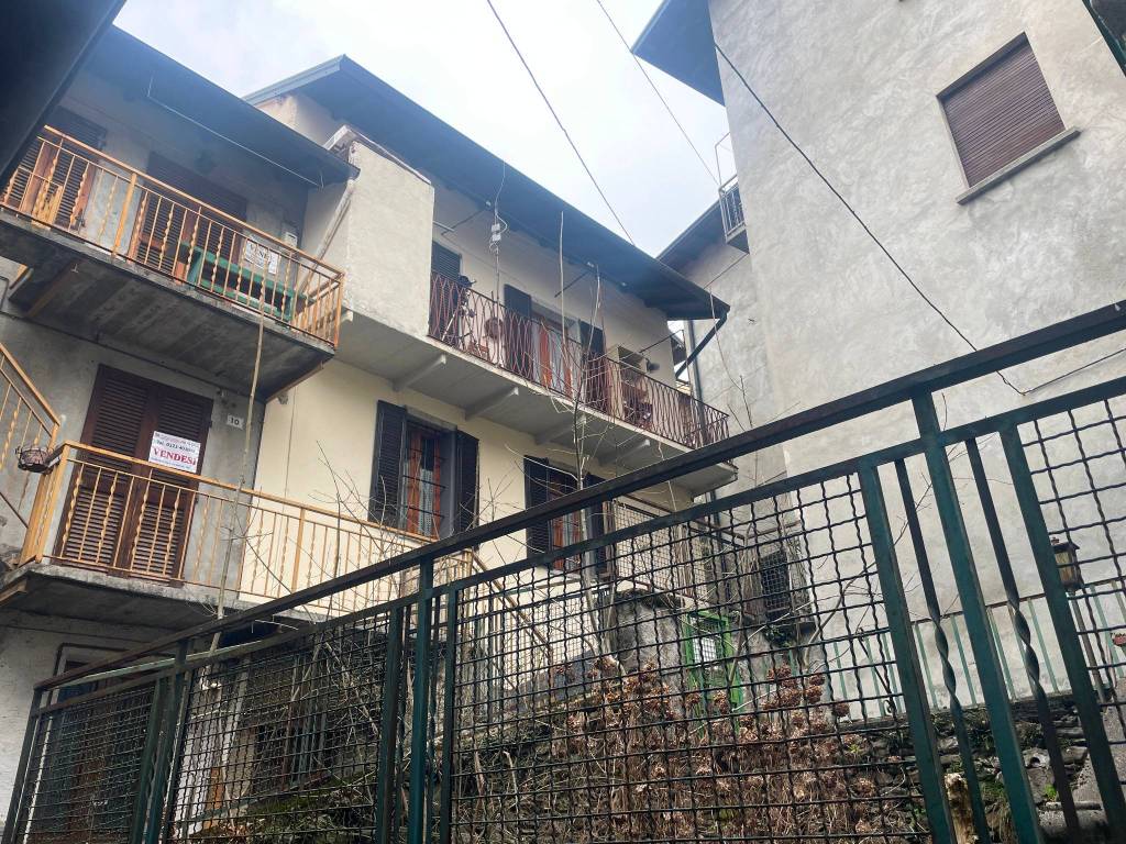 Casa indipendente a Cossogno in Via alla Piazzetta, 8 - Foto 2