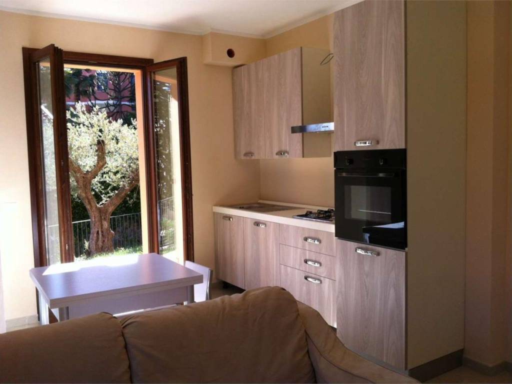 Appartamento a Stresa in Via per Binda, 24 - Foto 3