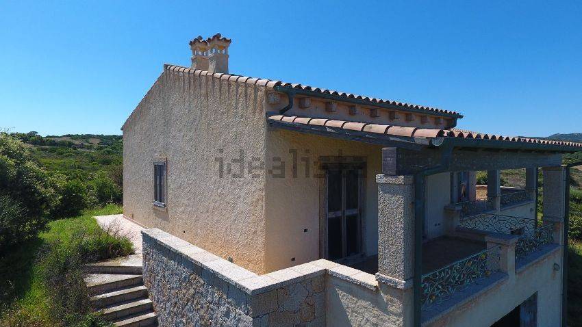 Villa a Aglientu in Località Monti Russu S.N.C. - Foto 2