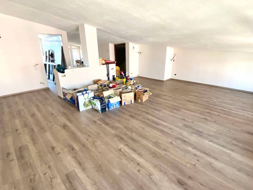 Loft / open space a Vercelli in Via Natale Palli, 18 - Foto 2
