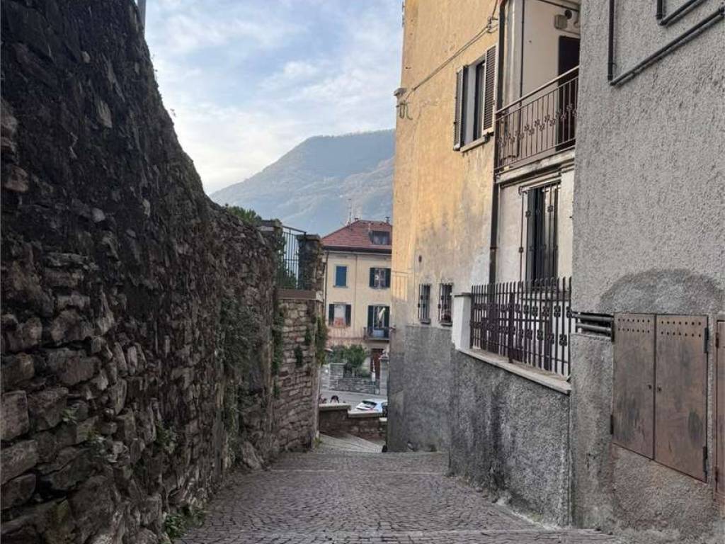 Appartamento a Torno in VIA TRIDI 5 - Foto 2