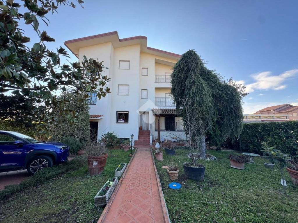 Palazzo / stabile a Avezzano in Via M. A. Colonna, 150 - Foto 2
