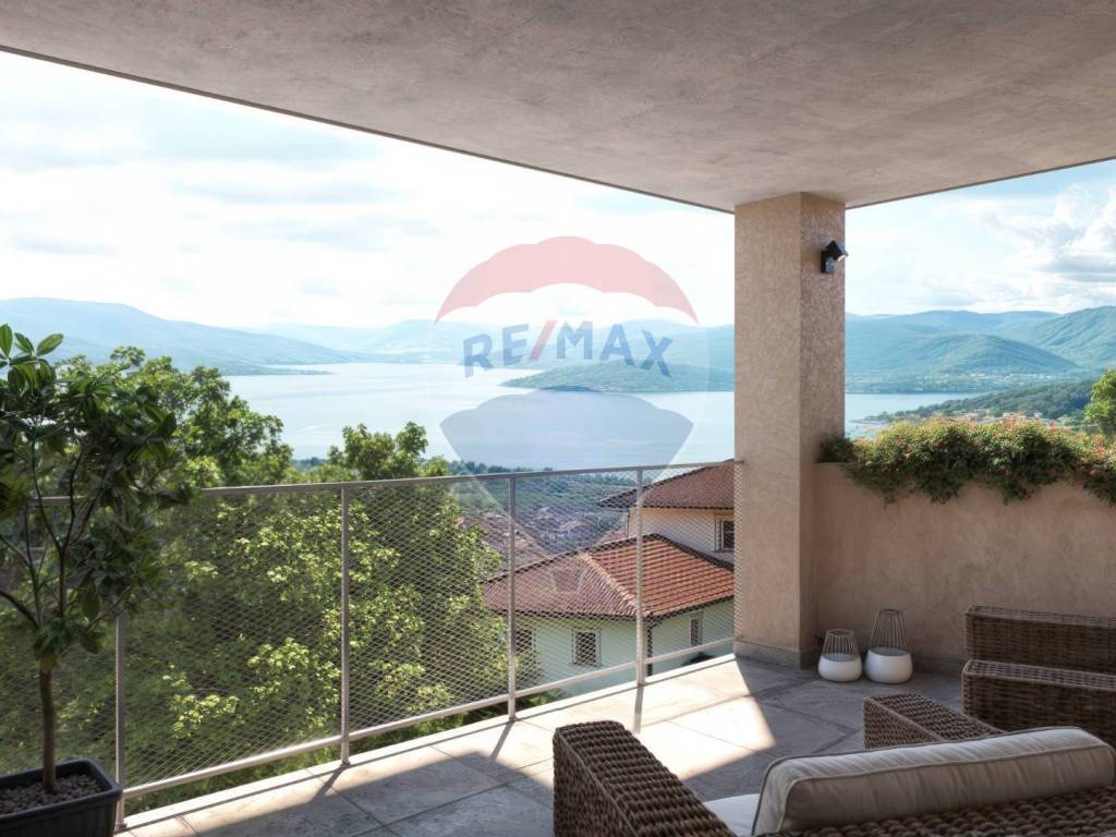 Appartamento a Meina in VIA PER GHEVIO - Foto 2