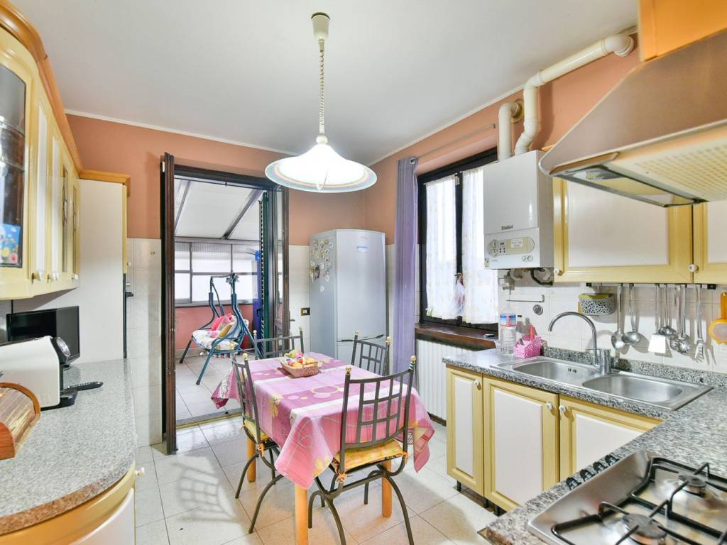 Casa indipendente a Erba in Via Lecco - Foto 5