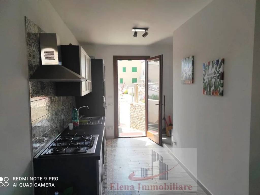 Casa indipendente a San vito lo capo in Via Generale Giuseppe Arimondi - Foto 4