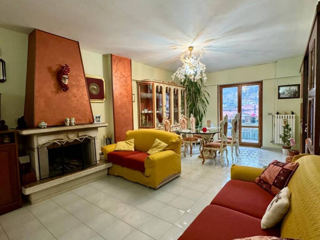 Appartamento a Mercogliano in Via XXV Aprile - Foto 2