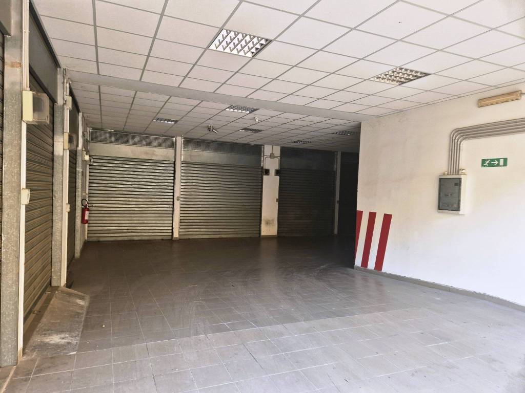 Box / garage a Foggia in Via Giuseppe Rosati, 4 - Foto 2