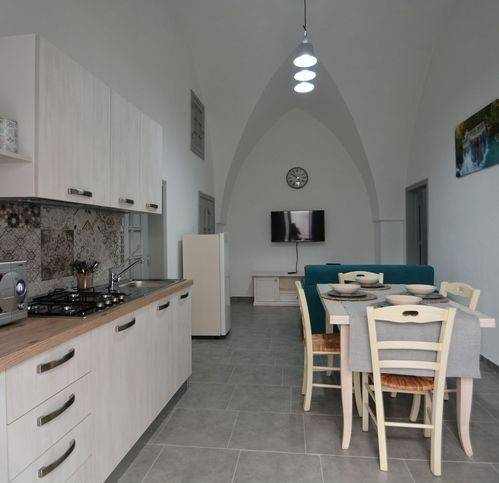 Casa indipendente a Ostuni in Via Francesco Domenico Guerrazzi - Foto 2