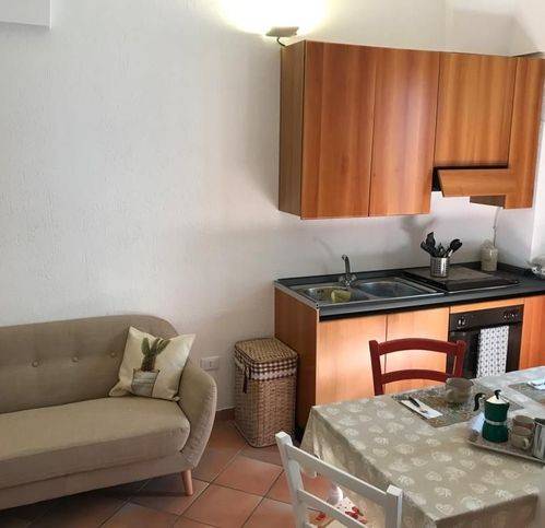 Casa indipendente a Ostuni in Piazzale Domenico Colucci, 3 - Foto 2