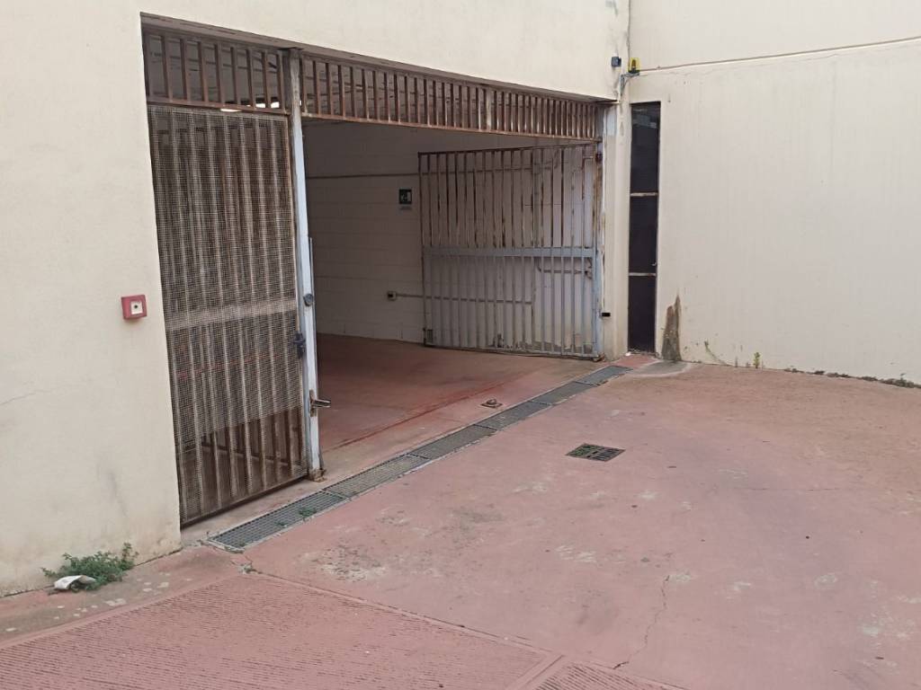 Box / garage a Civitavecchia in Via Achille Montanucci - Foto 2