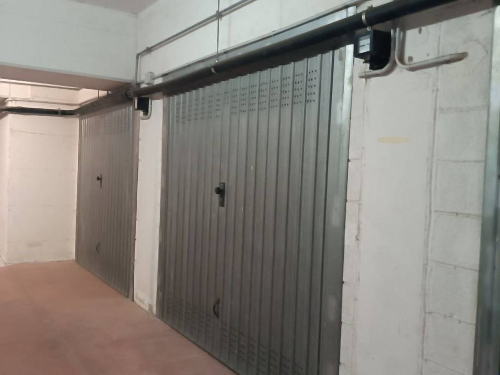 Box / garage a Civitavecchia in Via Achille Montanucci - Foto 5