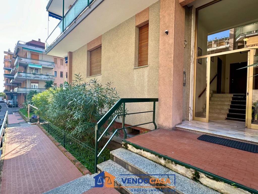 Appartamento a Loano in Via Venezia - Foto 4