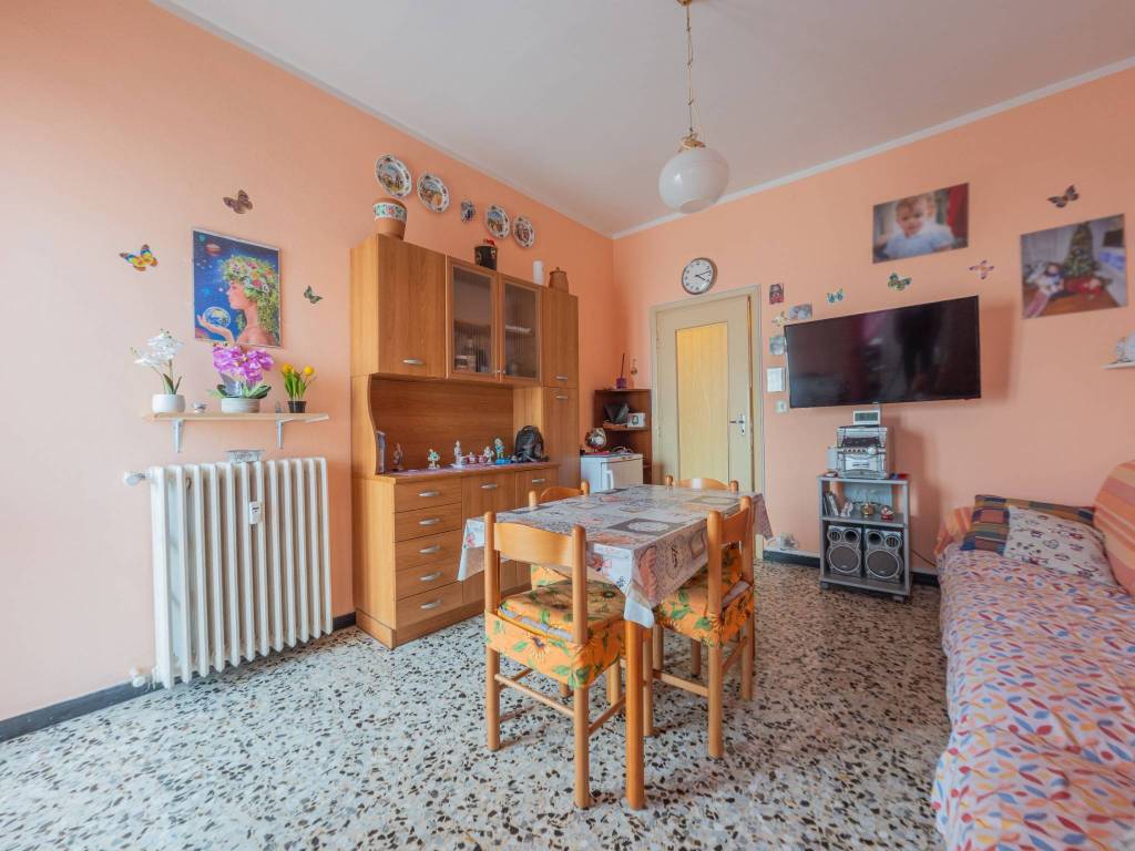 Appartamento a Asti in Via Alfredo Catalani, 11 - Foto 3