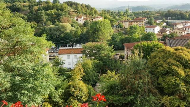 Appartamento a Terranuova bracciolini in Strada Comunale delle Ville - Foto 3