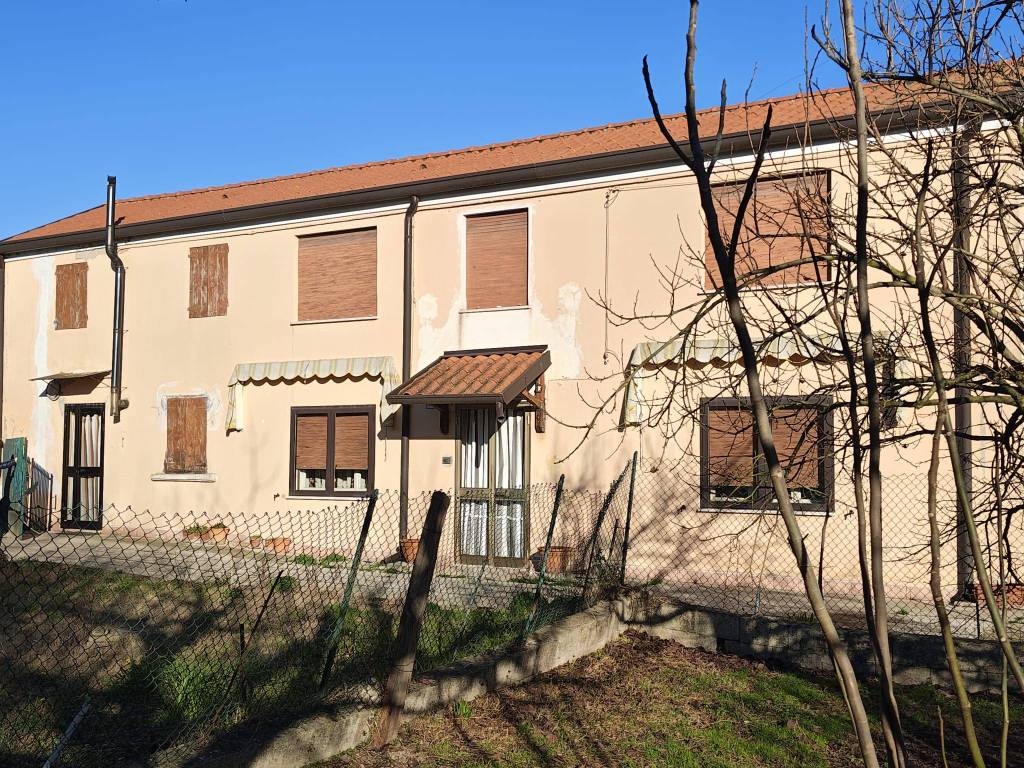 Casa indipendente a Corbola in Via Argine Po - Foto 3