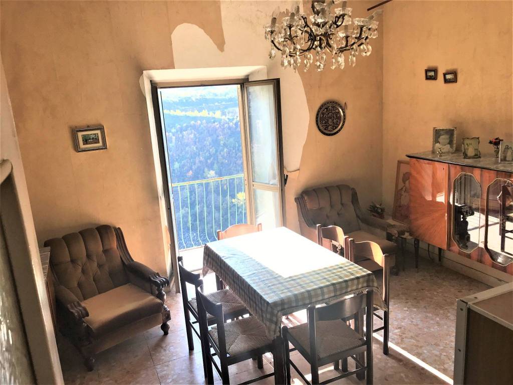 Appartamento a Poggio moiano in Via Roma - Foto 4