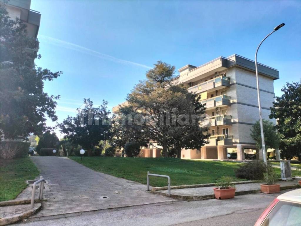 Appartamento a Bari in Via Generale Carlo Alberto Dalla Chiesa - Foto 3