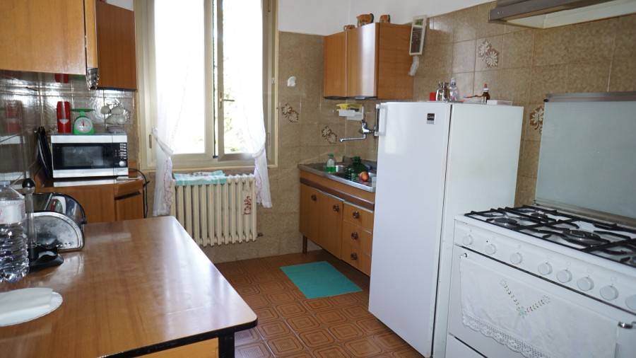 Casa indipendente a Teramo in Località Castellano - Foto 4