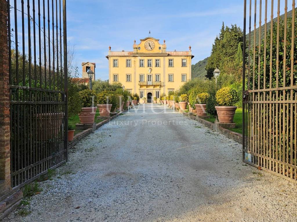 Villa a San giuliano terme in Largo Nevilio Casarosa - Foto 2