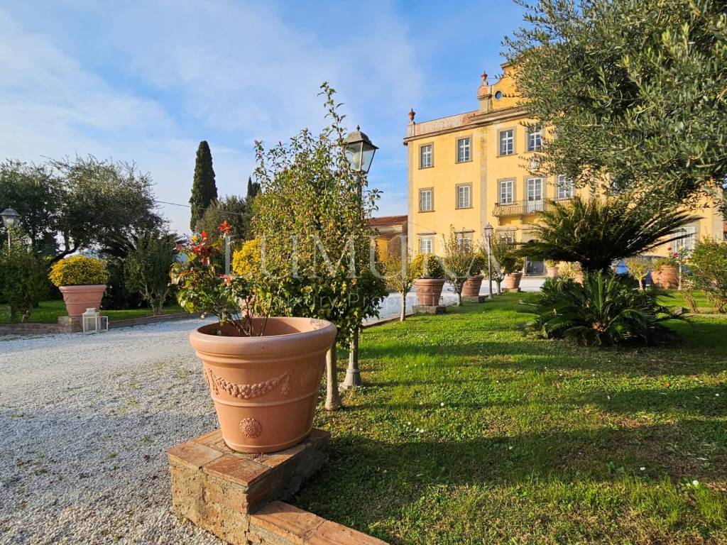 Villa a San giuliano terme in Largo Nevilio Casarosa - Foto 3