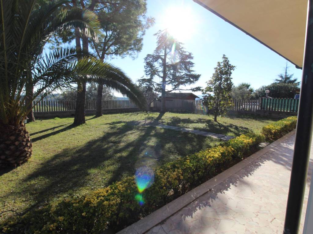 Villa a Tortoreto in Via San Giovanni - Foto 5