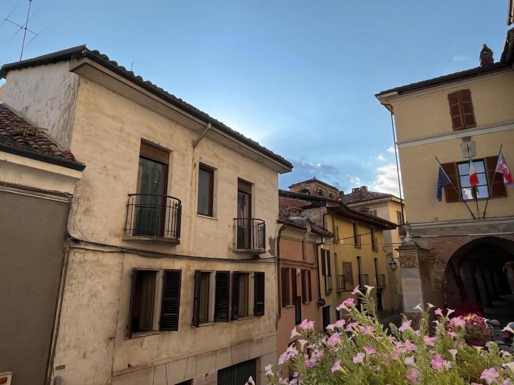 Appartamento a Cocconato in Via Roma, 43 - Foto 2