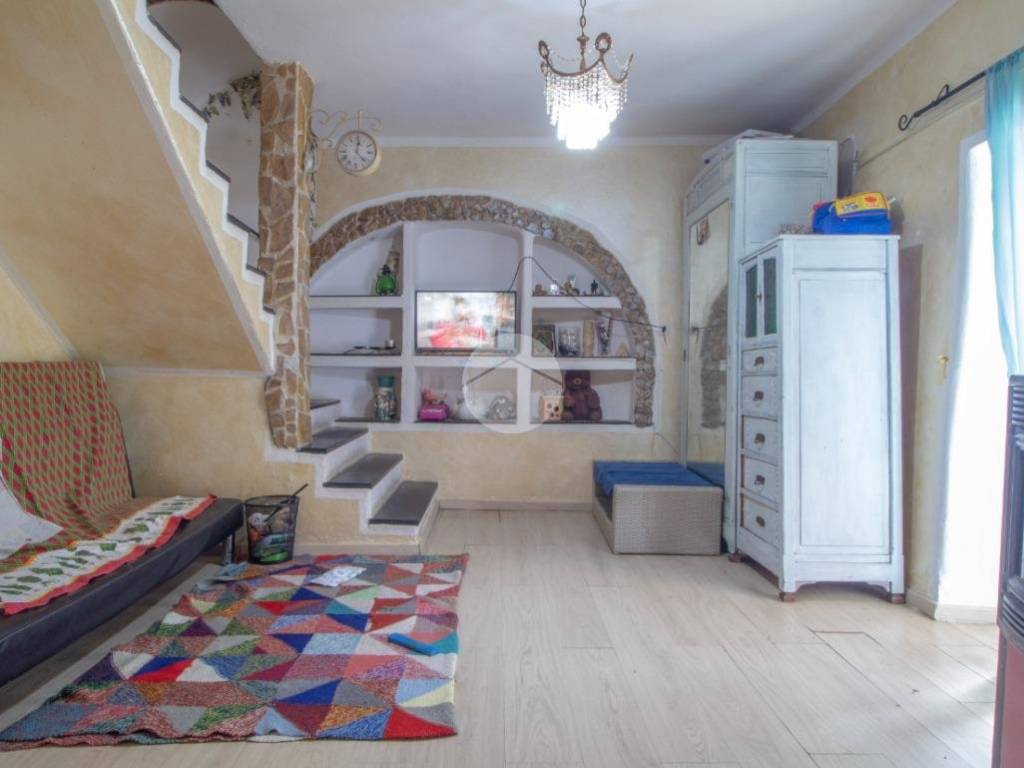 Casa indipendente a Imperia in Via degli Orti, 14 - Foto 3