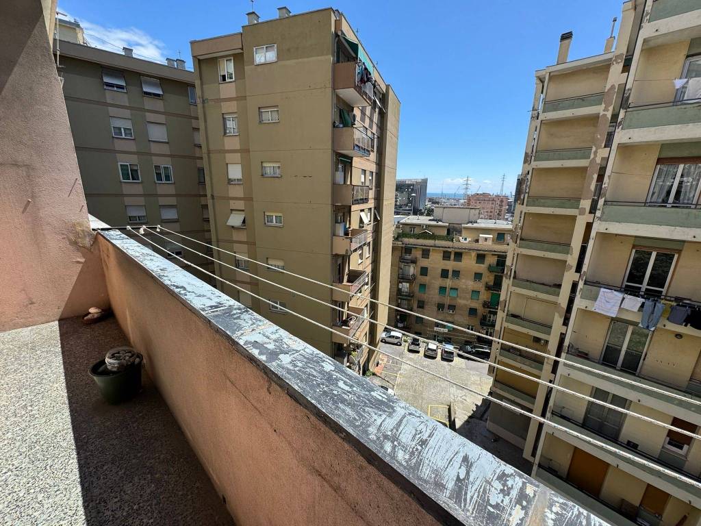 Appartamento a Genova in Via Generale Manfredo Fanti, 9 - Foto 5