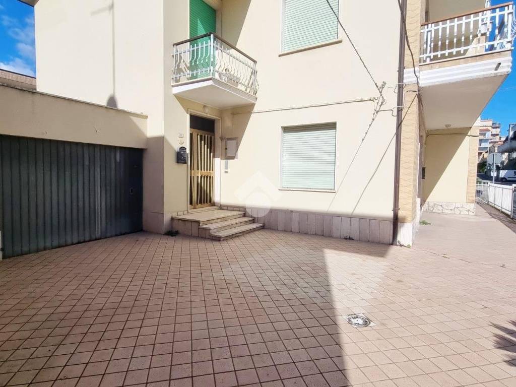 Villa a Monteprandone in Via Giovanni XXIII, 24 - Foto 3