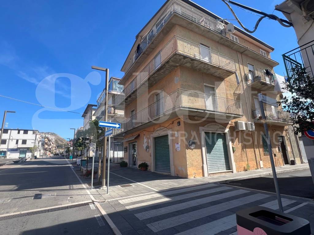 Immobile a Amantea in VIA BASILICATA , 3 - Foto 2