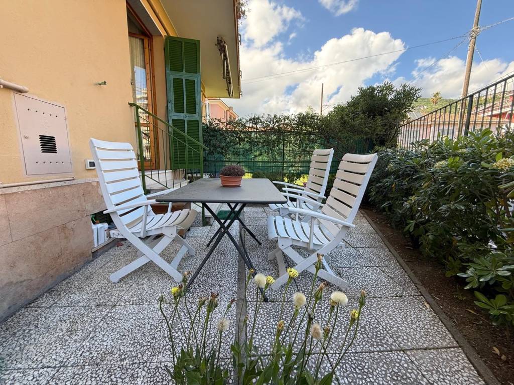 Appartamento a Borgio verezzi in Via Cesare Battisti - Foto 2
