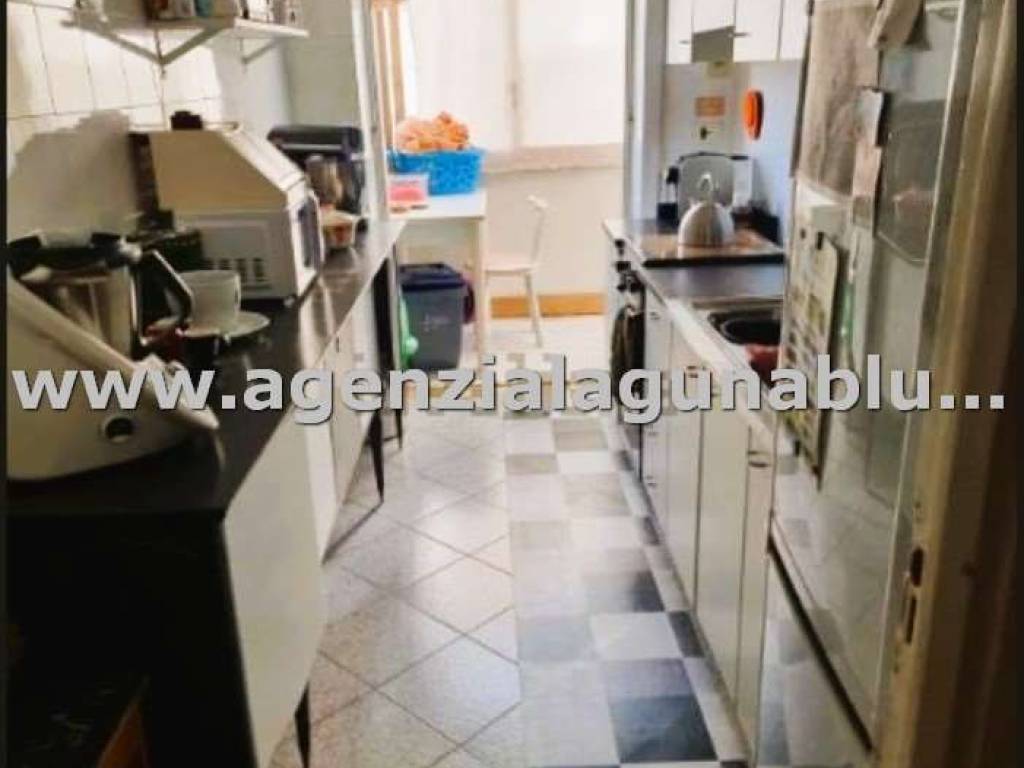 Appartamento a Mazara del vallo in Via Castelvetrano - Foto 5