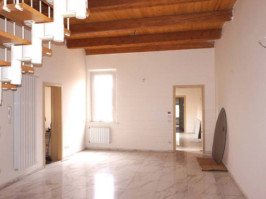 Appartamento a Comacchio in Corso Giuseppe Garibaldi, 42 - Foto 3