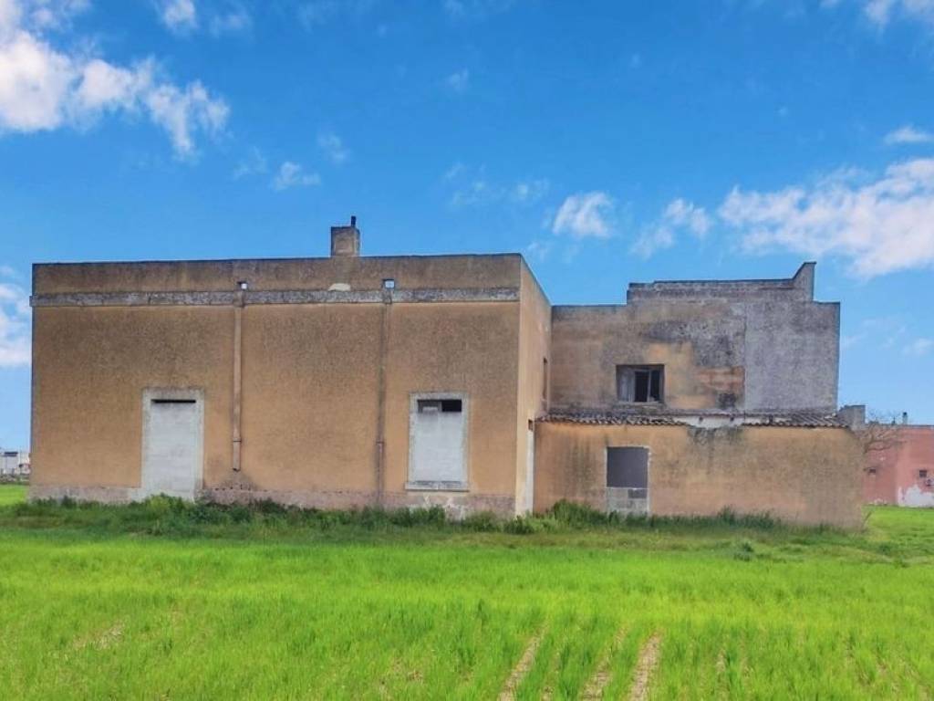 Rustico / casale a San pietro in lama in Via Dottor Luigi Fuso, 27 - Foto 5