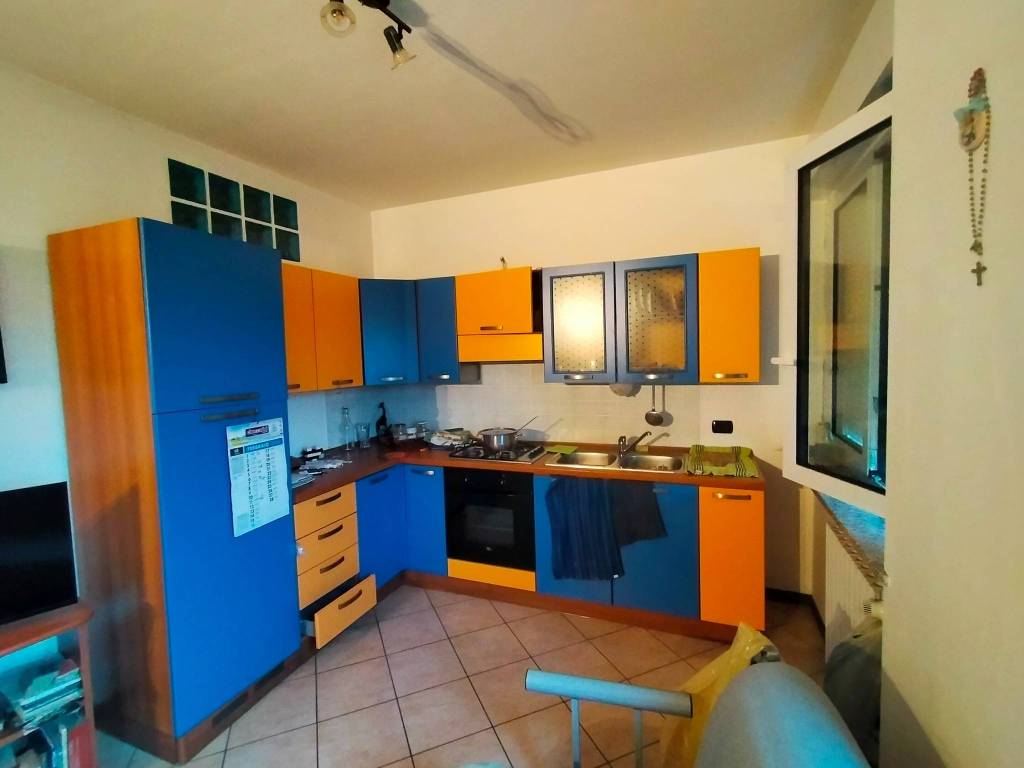 Appartamento a Borgomanero in Vicolo Sorga - Foto 2