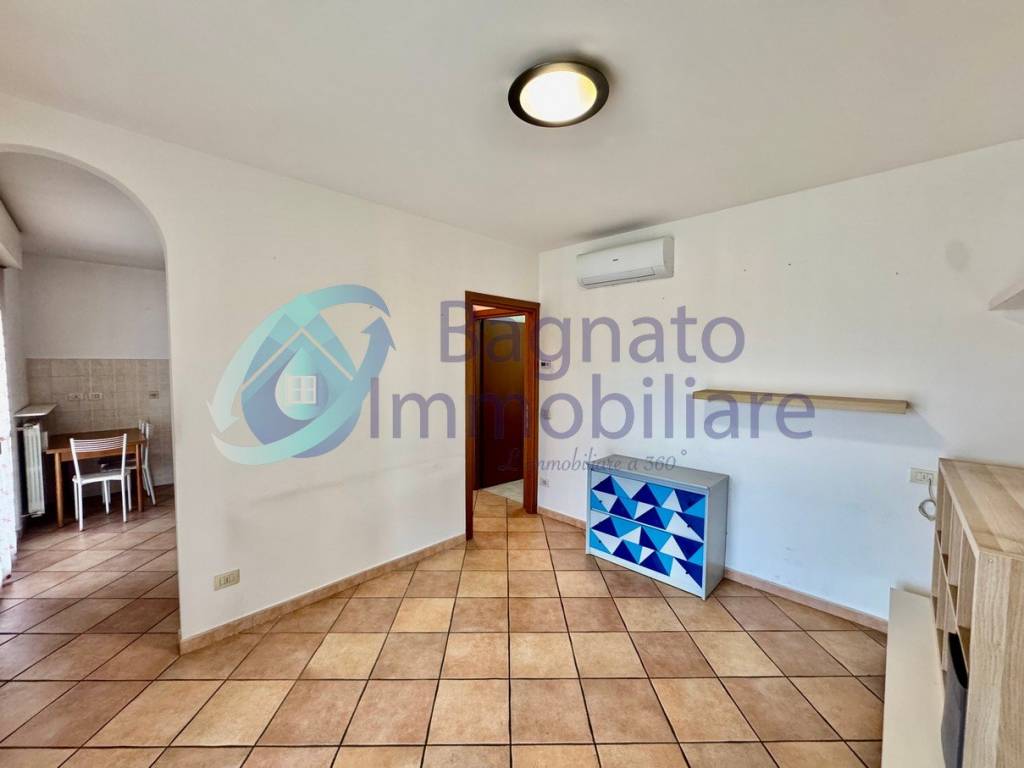 Appartamento a Galliate in Via Alessandro Volta, 14 - Foto 3