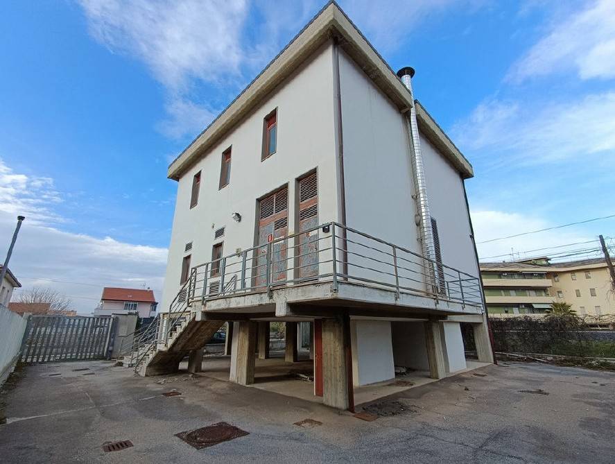 Immobile a Francavilla al mare in Via Nazionale Adriatica Nord - Foto 4