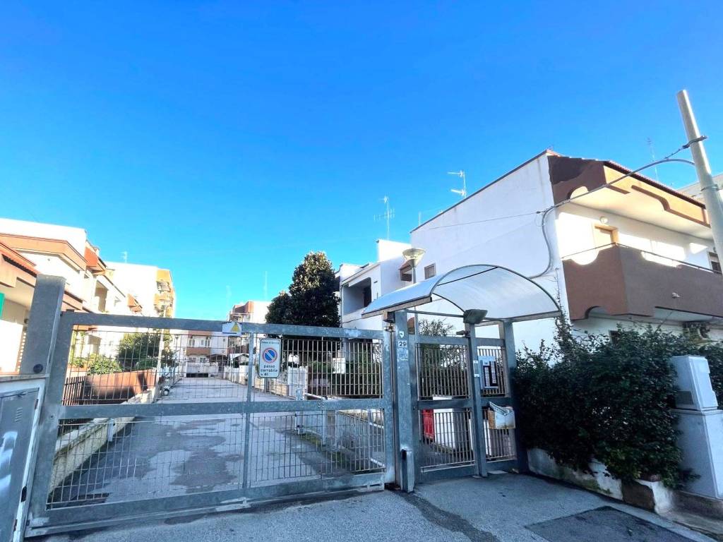Appartamento a Capurso in Via Pietro Nenni - Foto 2