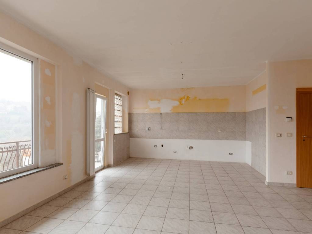 Appartamento a Castagneto po in Strada Villanova, 22 - Foto 2
