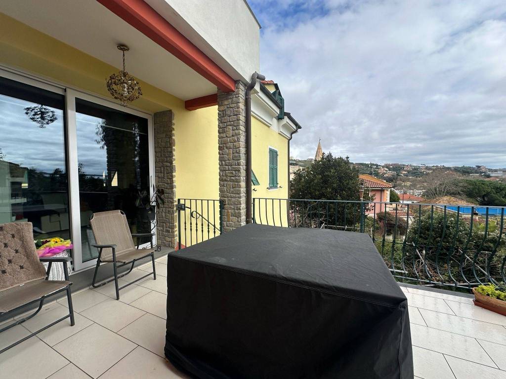 Villa a Imperia in Salita Carli - Foto 2