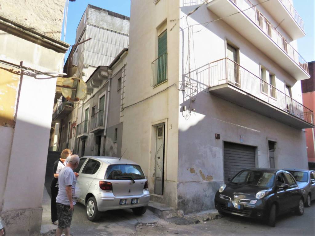 Casa indipendente a Lentini in Via Agnone - Foto 2