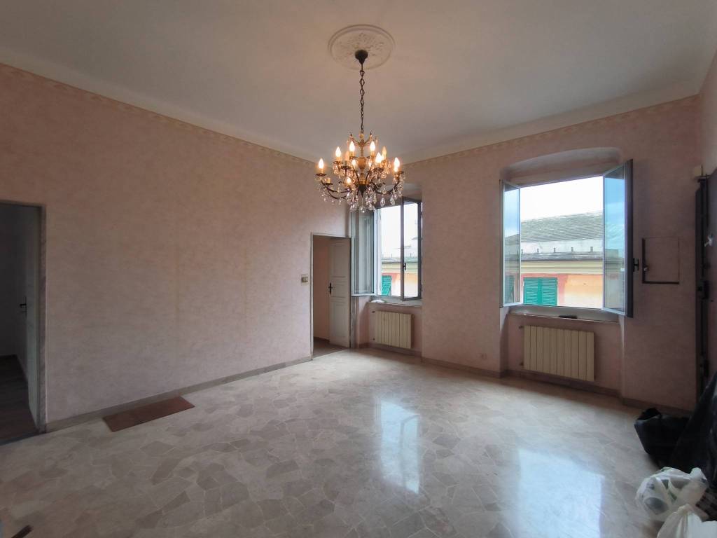 Appartamento a Genova in Via Cesare Airaghi - Foto 2
