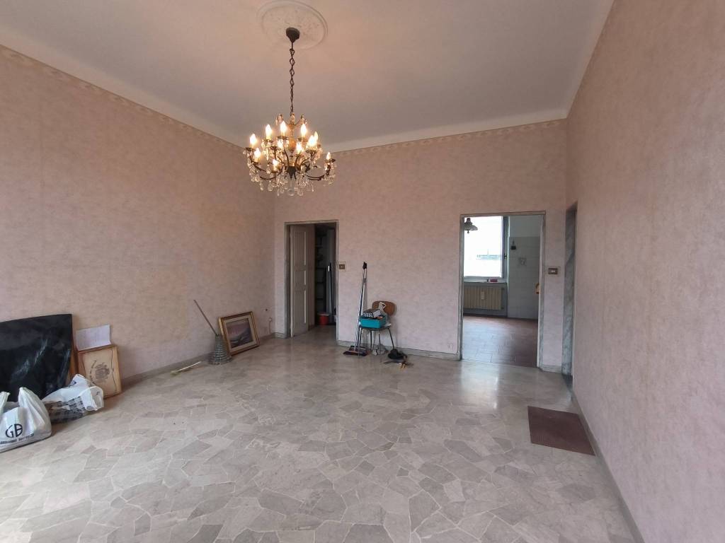 Appartamento a Genova in Via Cesare Airaghi - Foto 3