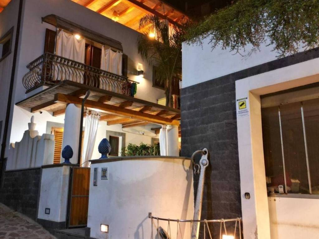 Villa a Lipari in VIA ZINZOLO - Foto 5